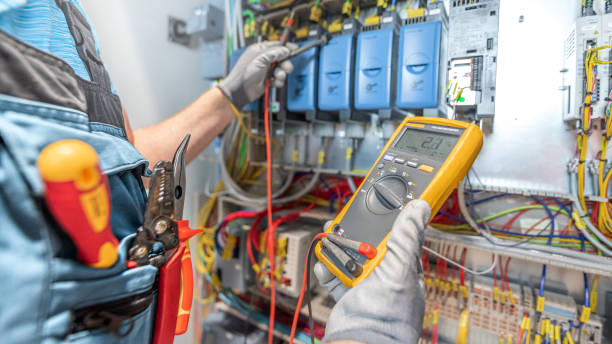 Best Local Electrician Companies  in Fort Deposit, AL